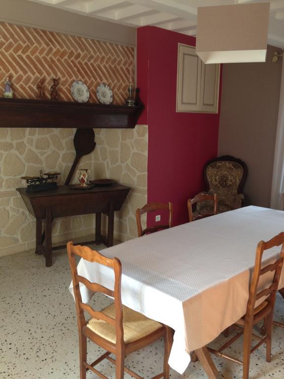 Au Repos Du Roi Bed & Breakfast Maisoncelle Exterior photo